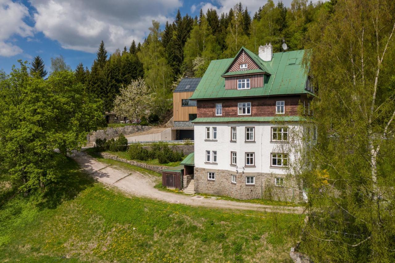 Astoria Inn Špindlerŭv Mlýn Εξωτερικό φωτογραφία
