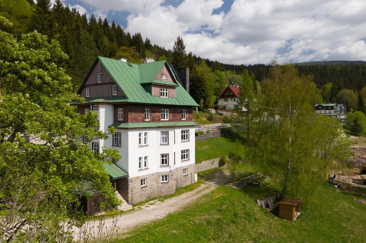 Astoria Inn Špindlerŭv Mlýn Εξωτερικό φωτογραφία